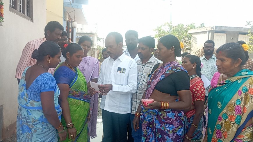 ఆశీర్వదించండి గ్రామాన్ని అభివృద్ధి చేస్తా కొమ్ము సోమన్న