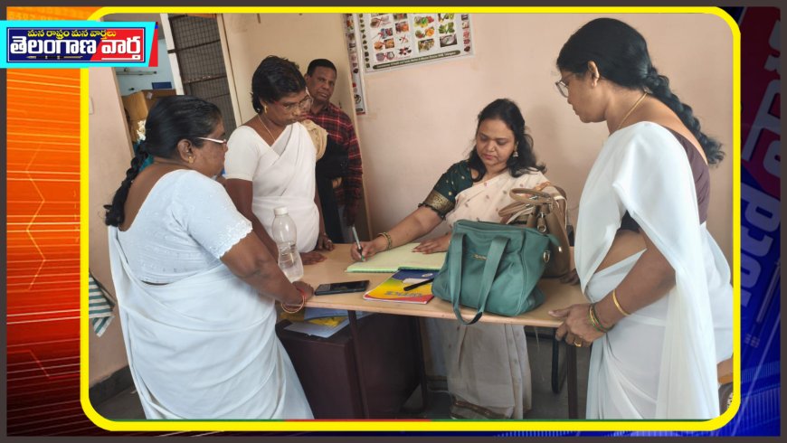 వ్యాధి నిరోధక టీకాల కార్యక్రమాన్ని ఆకస్మిక తనిఖీ డీఎంహెచ్వో