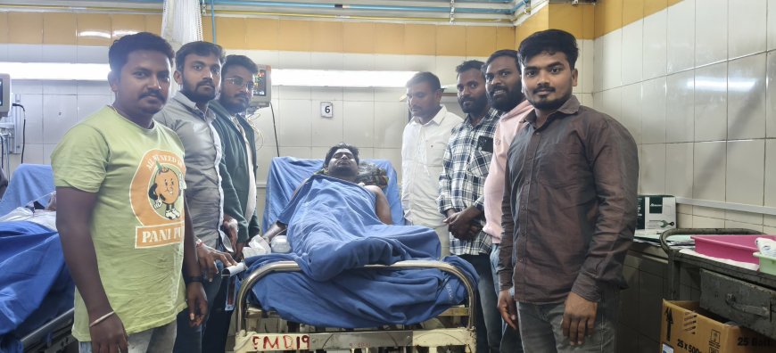 ఆపదలో ఉన్న స్నేహితునికి అండగా పదవ తరగతి స్నేహితులు