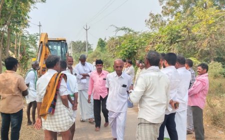 గ్రామ అభివృద్ధి కోసం కదం తొక్కిన కమలాబాయి