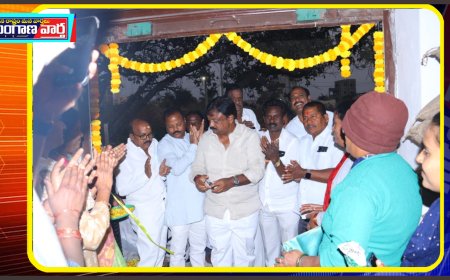 ఈ రోజు కుత్బుల్లాపూర్ నియోజకవర్గం బాచుపల్లి డబుల్ రూమ్ ప్రాంతంలో శ్రీహరి  ఏర్పాటు చేసిన తెలంగాణ రాష్ట్ర జాతీయ పౌర సరఫరాల పతాకం