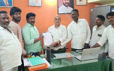 చేపల చెరువుల నిర్మాణాలు ఆపాలి