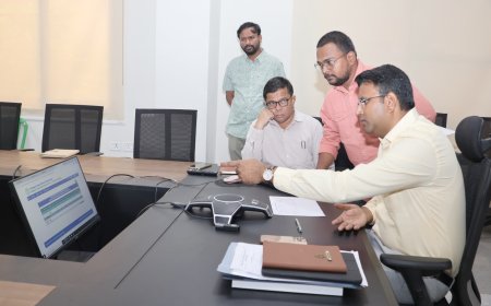 మున్సిపాలిటీ ఎన్నికల పోలింగ్ సిబ్బందిని మొదటి  ర్యాండమైజేషన్ ద్వారా కేటాయింపు ప్రక్రియ పూర్తి కలెక్టర్