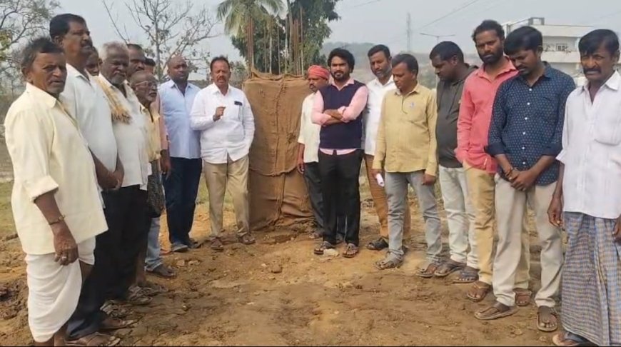 చాకలి ఐలమ్మ విగ్రహం ఏర్పాటు పై అడ్డుపడుతున్న భూకబ్జాదారులు