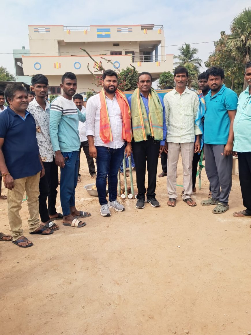 సర్కిల్ క్రికెట్ టోర్నమెంటును ప్రారంభించిన సర్పంచులు