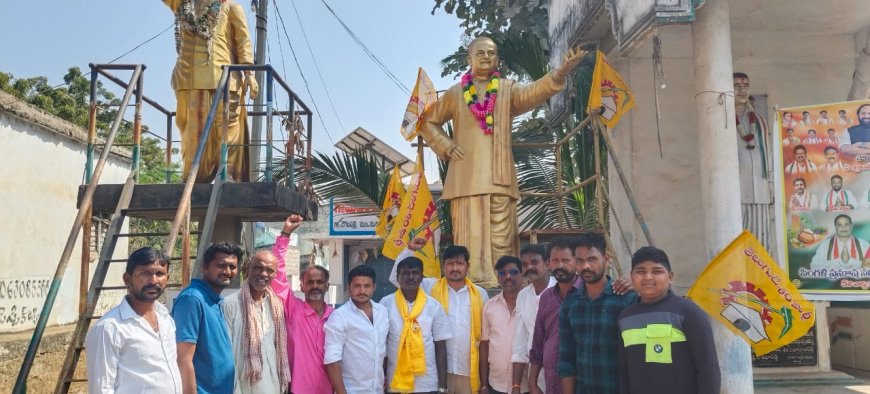 పేదల దేవుడు ఎన్టీఆర్ 