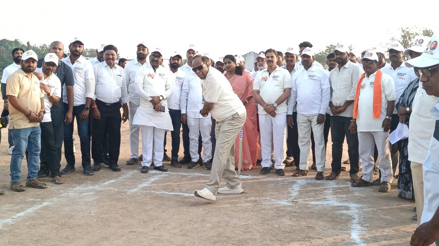 యువత క్రీడల్లో రాణించాలి