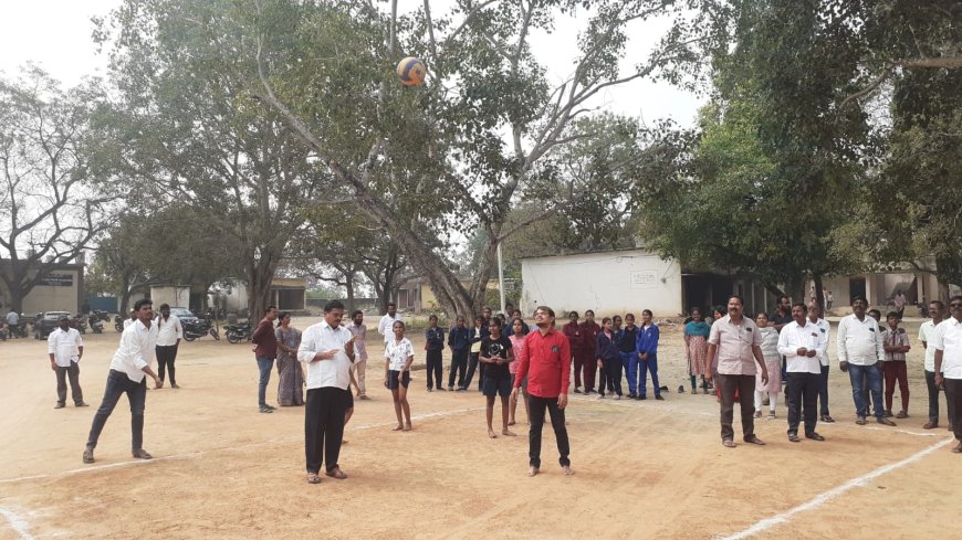 సీఎం కప్ మండల స్థాయి క్రీడలు ప్రారంభించిన ఎంపీడీవో శంకరయ్య