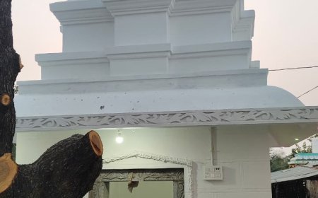 విగ్రహప్రతిష్టకోసంముస్తాబవుతున్నదేవతామూర్తులఆలయా లు