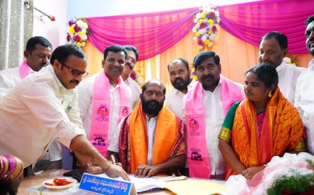 మున్సిపాలిటీని అన్ని రంగాల్లో అభివృద్ధి చేస్తా మున్సిపాలిటీ చైర్మన్ రఘునందన్ రెడ్డి