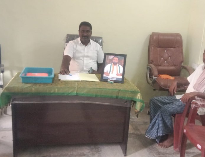 గ్రామ ప్రజలకు అందుబాటులో ఉంటా..గ్రామ సర్పంచ్ రాచకొండ రమేష్ గౌడ్