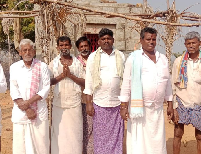 శ్రీ రామాలయం గట్టును తవ్వేస్తున్నారు