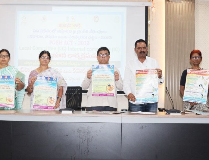 చట్టాలపై ప్రతి ఒక్కరికి అవగాహన అవసరం.