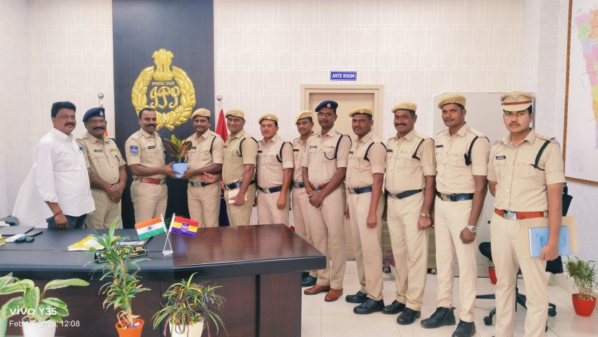 ఆర్మూడ్ విభాగం నుండి సివిల్ పోలీసులగా బదిలీ.