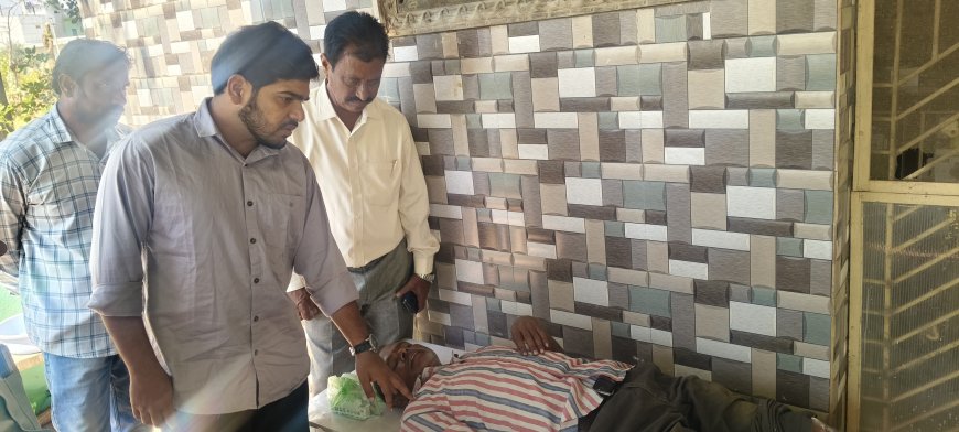 మానవత్వం చాటుకున్న ఎంపీడీవో ఆదర్శ్