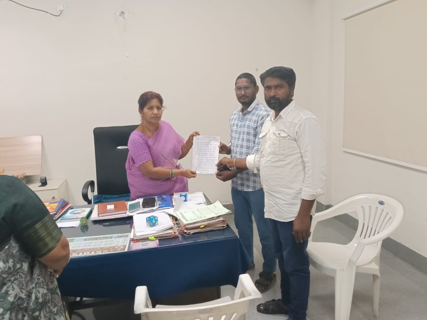 మధ్యాహ్నం భోజనంలో నిత్యం పురుగుల అన్నం దర్శనం