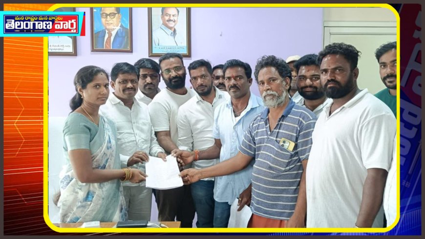 వీధి కుక్కలు‌ నివారణకు చర్యలు తీసుకొండి