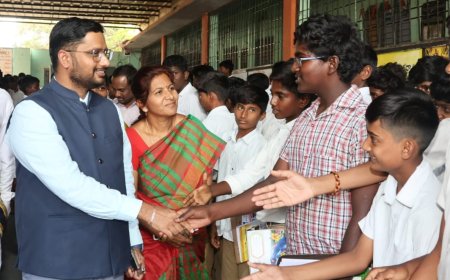 వంద శాతం ఫలితాలతో జిల్లాకు  పేరు తీసుకురావాలి కలెక్టర్