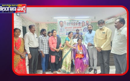 పారిశుధ్య కార్మికుల సేవలు అమూల్యం....చైర్‌పర్సన్ మొరిశెట్టి నివేదిత లక్షాది....