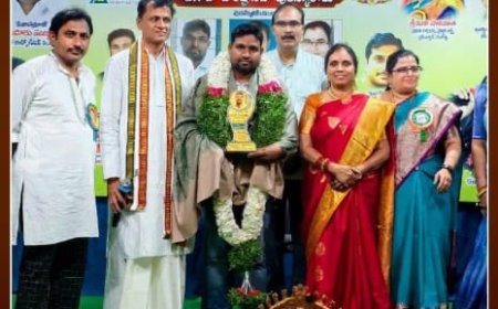 ఉగాది విశిష్ట సేవ పురస్కారాలలో మానవత సేవా సారధి అవార్డు అందుకున్న ఉపాధ్యాయులు నీలం శేఖర్