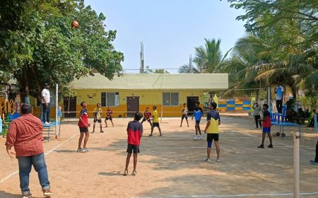 సరస్వతి గ్రూప్ ఆఫ్ స్కూల్స్ ఆధ్వర్యంలో వాలీబాల్ టోర్నమెంట్