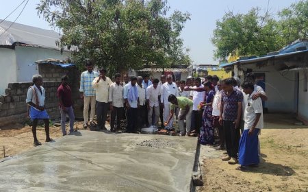 గురజాల గ్రామంలో నూతన సిసి రోడ్డు ప్రారంభించిన సర్పంచ్ ఎర్ర రోజా సుధాకర్