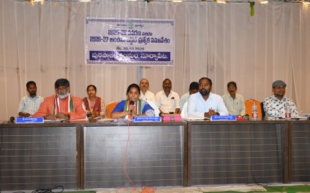 సూర్యాపేట మున్సిపాలిటీ అభివృద్ధికి అందరూ సహకరించాలి 