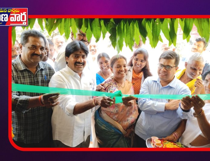 అల్లంపూర్ శాసనసభ్యులు ఎమ్మెల్యే విజయుడు చేతుల మీదుగా ఘనంగా నూతన పల్లెదవాఖాన ప్రారంభోత్సవం