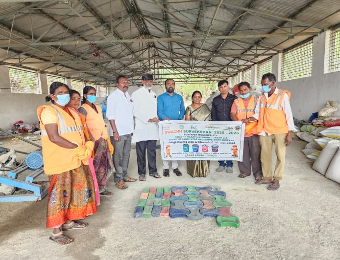 రీసైక్లింగ్‌తో స్వచ్ఛ సూర్యాపేట సాధ్యం : చైర్‌పర్సన్ మొరిశెట్టి నివేదిత లక్షాది....