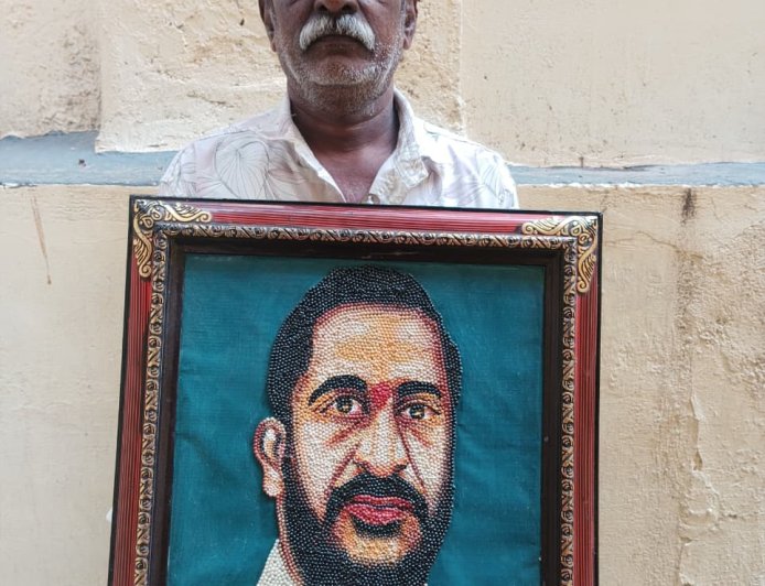 అభిమానం చాటుకున్న కళాకారుడు