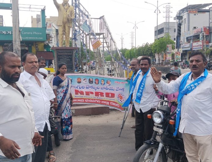 చేయూత పెన్షన్స్ పెంపుకు నిధుల కేటాయింపులో నిర్లక్ష్యం 