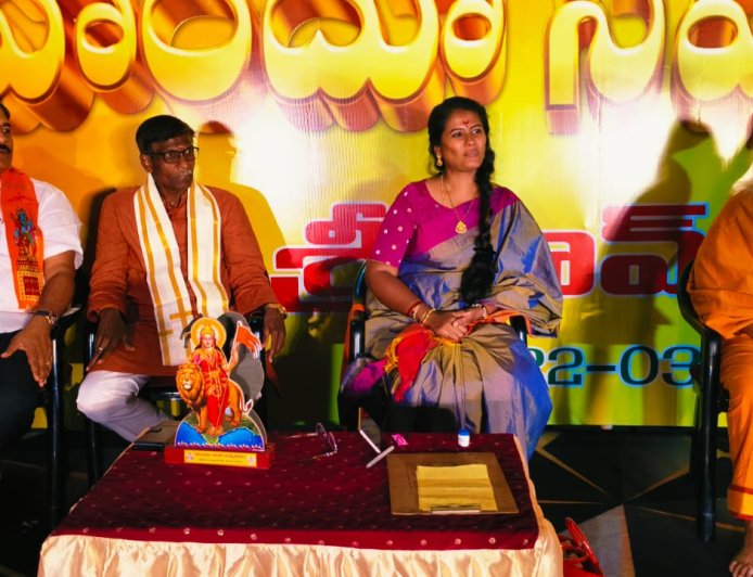 గ్రీన్ పార్క్ కాలనీలో హిందూ సమ్మేళనము ఘనంగా నిర్వహించారు  