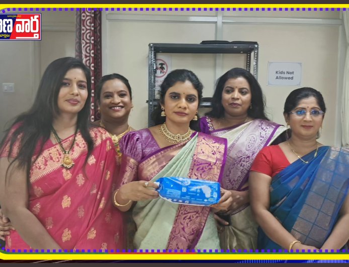 రుతుస్రావం శానిటరీ నేపిల్స్  పార్లమెంట్, అసెంబ్లీలో బడ్జెట్ ని  కేటాయించాలి