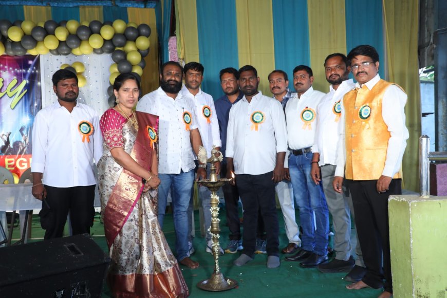 విద్యతోనే ఉజ్వల భవిష్యత్తు