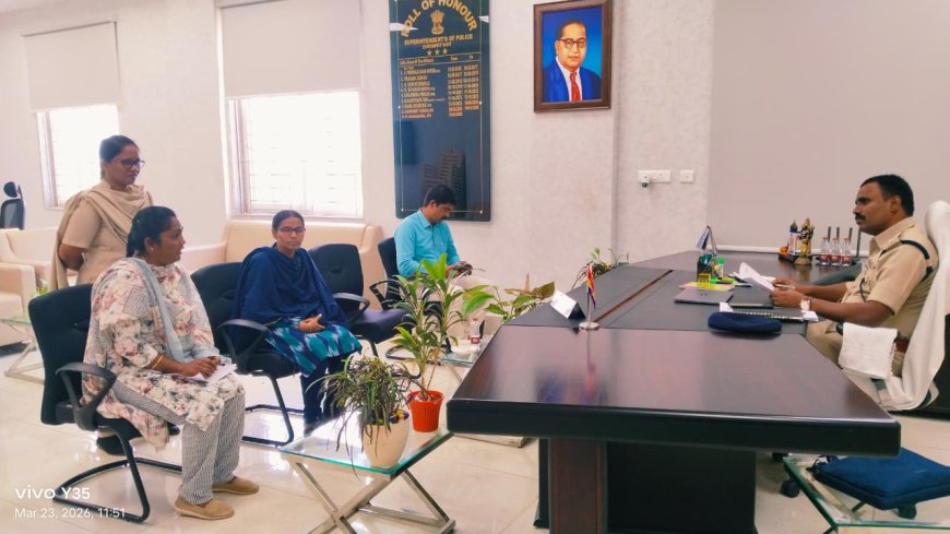 పోలీసు కుటుంబానికి ఆర్థిక చేయూత