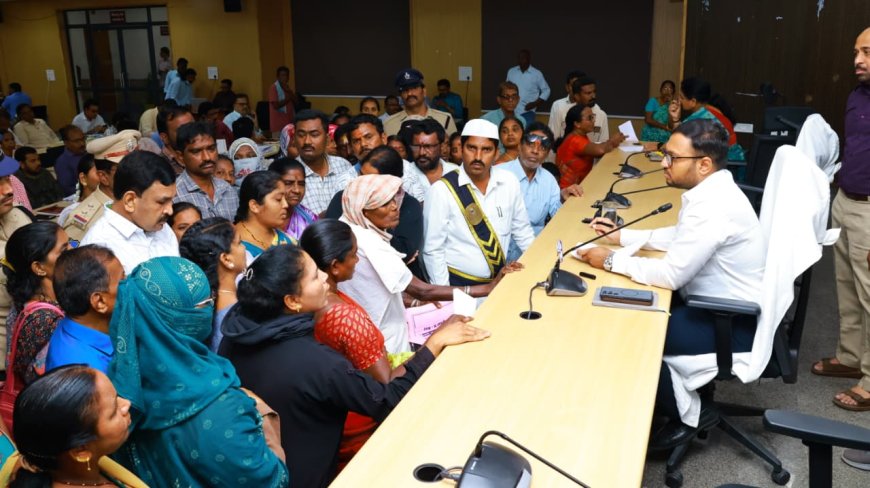 ప్రజావాణి పిర్యాదులపై అధికారులు సత్వరమే చర్యలు తీసుకొని పరిష్కరించాలి 