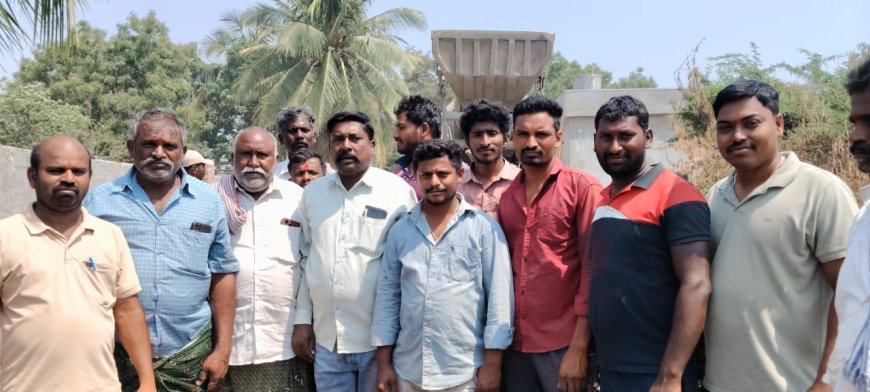 ఆజీంపేట గ్రామంలో సిసి రోడ్ నిర్మాణం..సర్పంచ్ కన్నబోయిన లింగస్వామి