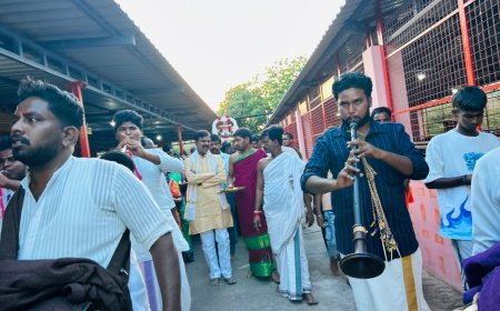 పల్లకి సేవలో ఊరేగిన శ్రీ జమ్ములమ్మ మాత