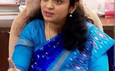 అర్హులైన జర్నలిస్టులకు అక్రెడిటేషన్ జారీ.