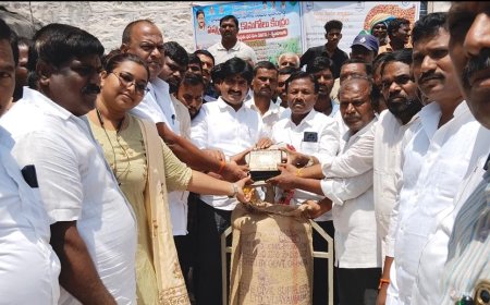 పప్పు శనగ కొనుగోలు కేంద్రాన్ని ప్రారంభించిన:-   * అలంపూర్ నియోజకవర్గ శాసనసభ్యులు శ్రీ విజయుడు