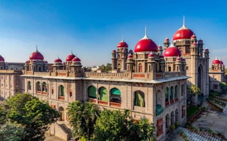 వాళ్ల డబ్బులు వాళ్లకు ఇవ్వడానికి ఎందుకింత నిర్లక్ష్యం