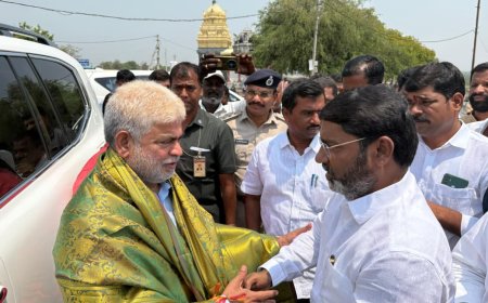 బీచుపల్లి ఆంజనేయ స్వామి దేవస్థానానికి స్పీకర్ గడ్డం ప్రసాద్ రాక..!