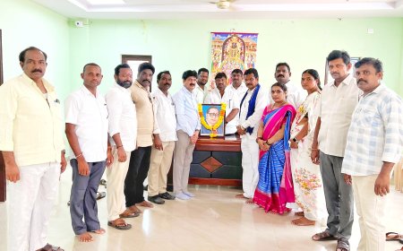 రాజ్యాంగ నిర్మాత అంబేద్కర్ జయంతి వేడుకలు.