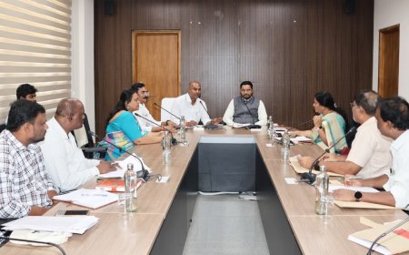 ప్రభుత్వ ఆసుపత్రిలో మెరుగైన వైద్య సేవలు అందించాలి