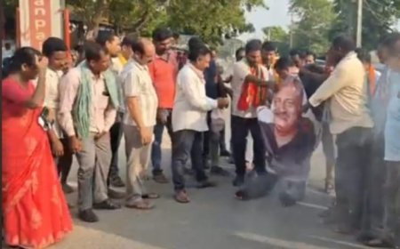 సినీ నటుడు ప్రకాష్ రాజ్ రామలక్ష్మణులపై చేసిన వ్యాఖ్యలను తీవ్రంగా ఖండించిన