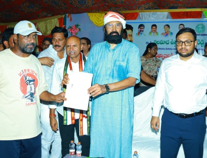 రాష్ట్రానికే మోడల్ కాలనీ తలమానికం