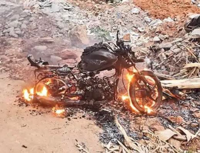 కొనిచ్చిన బైకునే తగలబెట్టిన తండ్రి