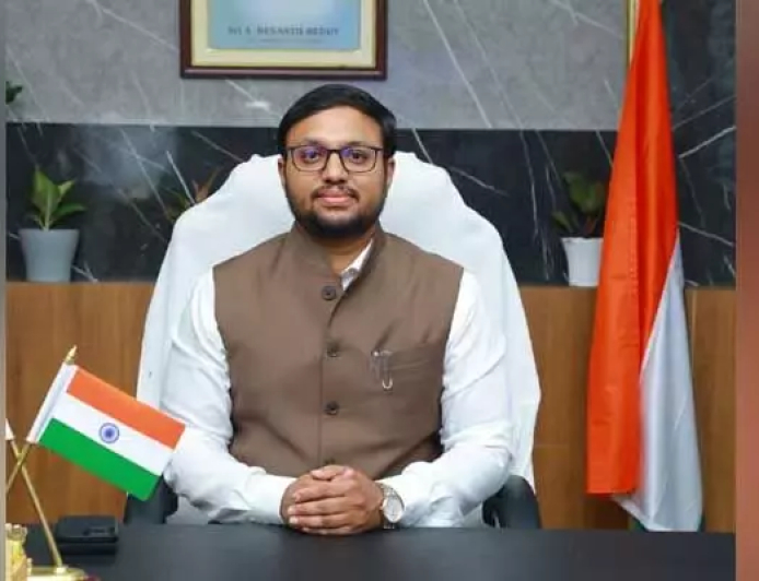 ధాన్యం కొనుగోళ్లలో అక్రమాలకు పాల్పడితే చర్యలు తప్పవు కలెక్టర్