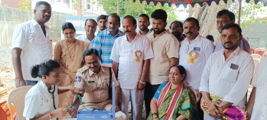 స్వర్ణ భారతి చారిటబుల్ ట్రస్ట్ కోదాడ ఆధ్వర్యంలో""బాలాజీ నగర్ లో మెగా హెల్త్ క్యాంప్