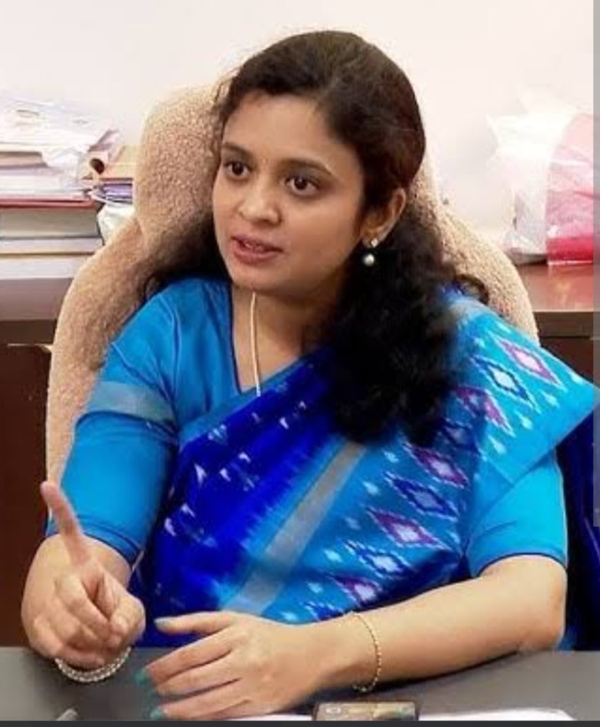 అర్హులైన జర్నలిస్టులకు అక్రెడిటేషన్ జారీ.